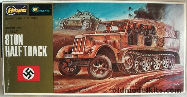 Hasegawa 1/72 German Army Sd.Kfz.7 8 Ton Half Track, 711-150 plastic model kit